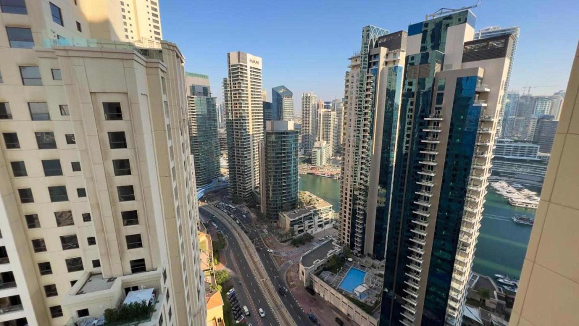 Ahlan New Horizon Jbr Hotel ดูไบ ภายนอก รูปภาพ